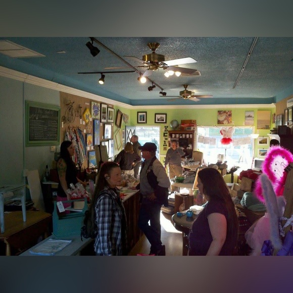 Meet your Posher, Joelle - Picture 14 of 16